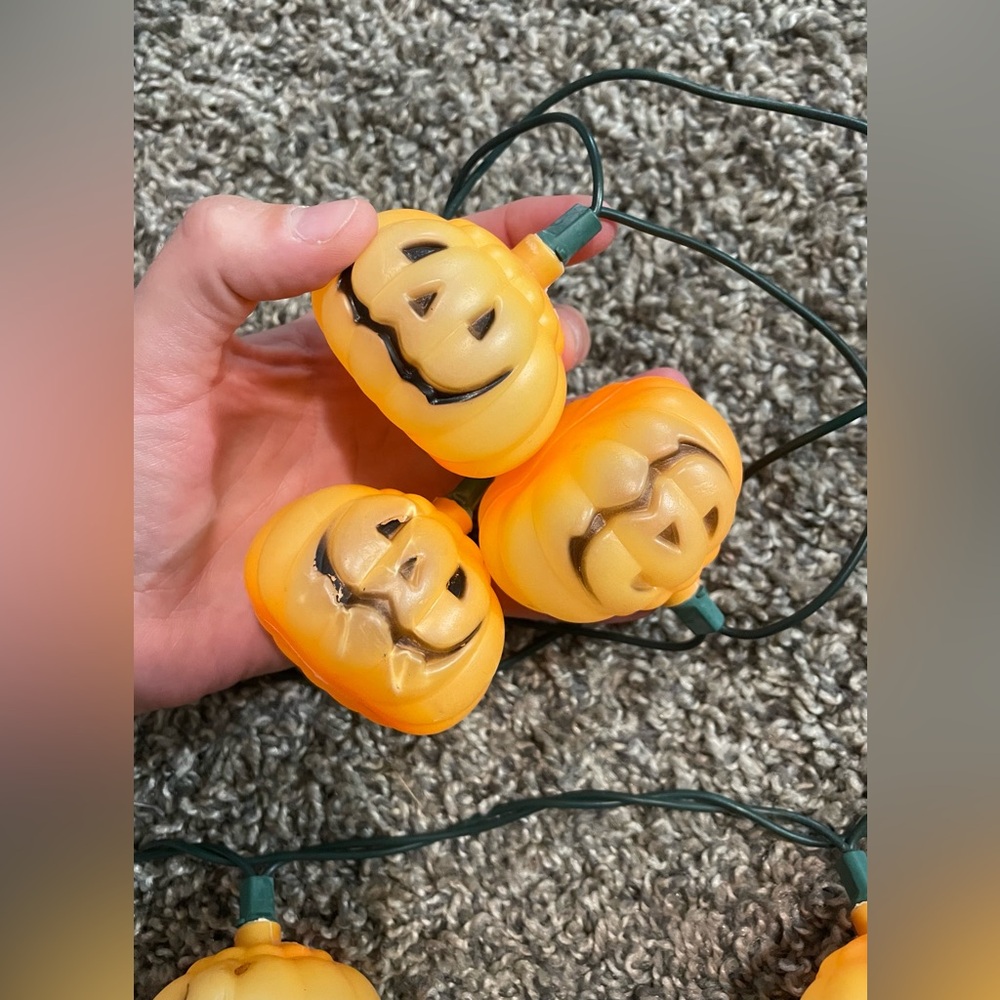 Vintage Pumpkin String Lights Halloween Decor Blow Mold Jack O’ Lantern Orange - Picture 1 of 8